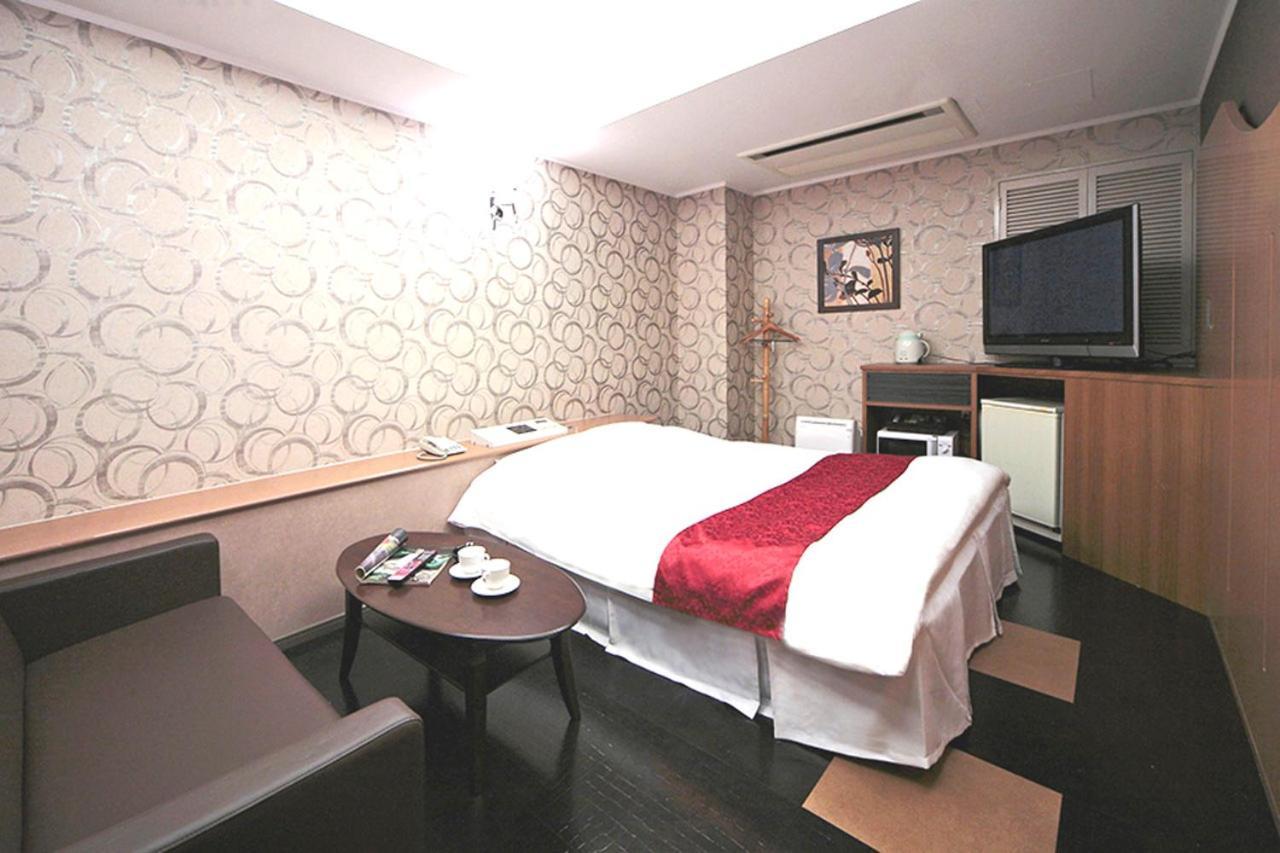 Hotel Lala Minato - Adult Only Нагоя Екстериор снимка